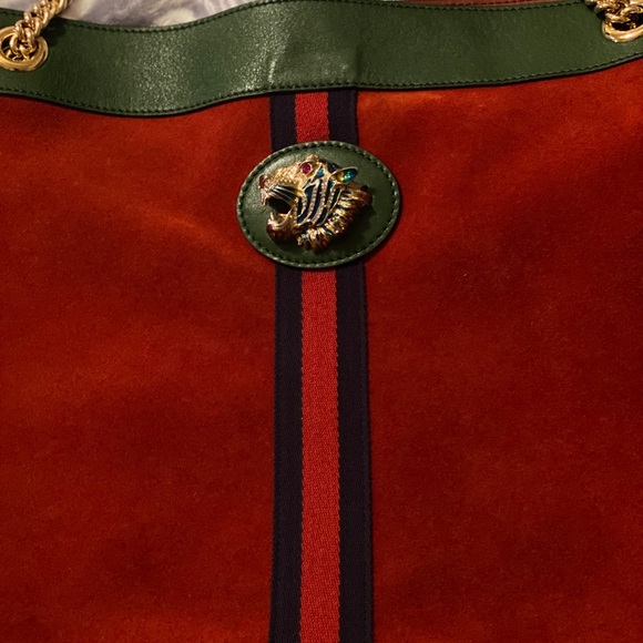 Gucci Medium Suede Rajah - Picture 7 of 10